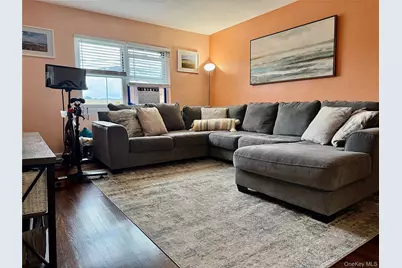 560 Tuckahoe Road #1B, Yonkers, NY 10710 - Photo 3