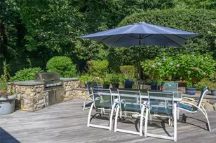 48 Morgan Dr, Old Westbury, NY 11568 - Photo 33