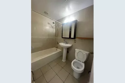 42-11 Parsons Boulevard #4D, Flushing, NY 11355 - Photo 9