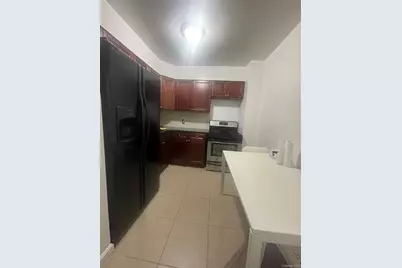 42-11 Parsons Boulevard #4D, Flushing, NY 11355 - Photo 3