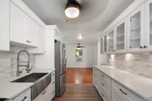 11 McGowan Ln, Central Islip, NY 11722 - Photo 9