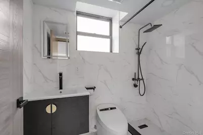 16515 Cross Island Parkway, Whitestone, NY 11357 - Photo 39