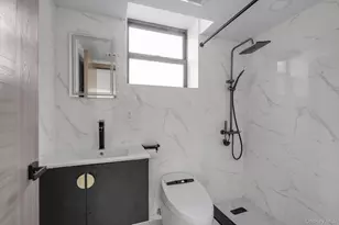 165-15 Cross Island Pkwy, Whitestone, NY 11357 - Photo 39