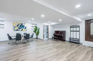 165-15 Cross Island Pkwy, Whitestone, NY 11357 - Photo 21