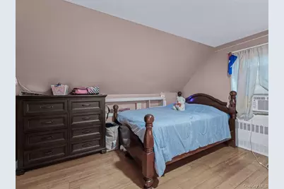 24016 128th Road, Rosedale, NY 11422 - Photo 11