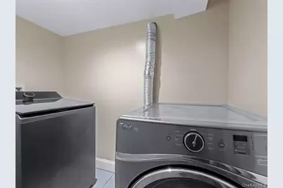 24016 128th Road, Rosedale, NY 11422 - Photo 17