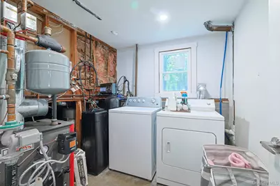 587 Winterton Road, Bloomingburg, NY 12721 - Photo 13