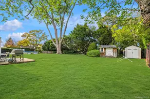 91 7th St, Hicksville, NY 11801 - Photo 19