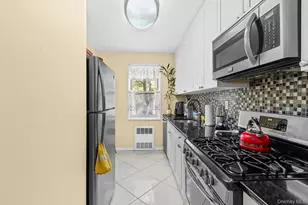 609 Palmer Rd, Yonkers, NY 10701 - Photo 7