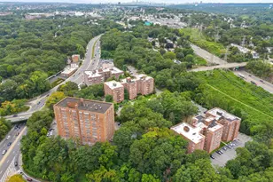 609 Palmer Rd, Yonkers, NY 10701 - Photo 23