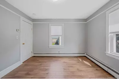 236 Jackson Avenue, Mineola, NY 11501 - Photo 15