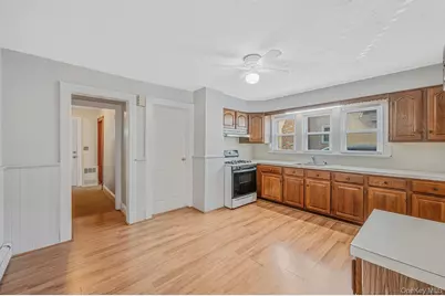 236 Jackson Avenue, Mineola, NY 11501 - Photo 11