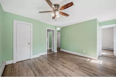 236 Jackson Avenue, Mineola, NY 11501 - Photo 23