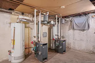 236 Jackson Ave, Mineola, NY 11501 - Photo 31