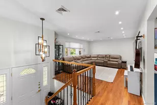 1 Phillips Dr, Airmont, NY 10901 - Photo 5