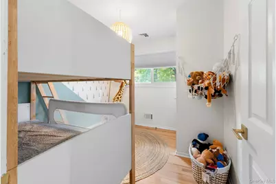 1 Phillips Drive, Airmont, NY 10901 - Photo 15