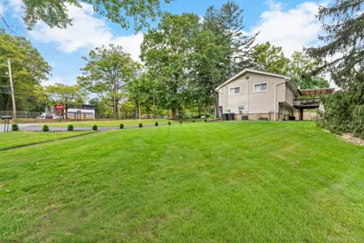 1 Phillips Drive, Airmont, NY 10901 - Photo 25