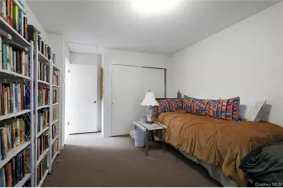 180 Treetop Circle, Nanuet, NY 10954 - Photo 19