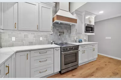 140 Ocean Avenue, Northport, NY 11768 - Photo 7