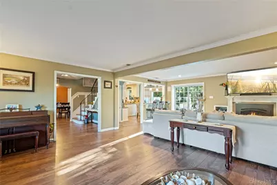 8 Beaumont Lane, Lake Grove, NY 11755 - Photo 7