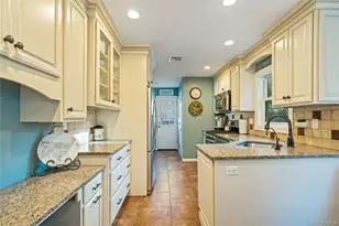 8 Beaumont Ln, Lake Grove, NY 11755 - Photo 13