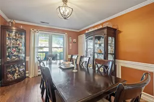 8 Beaumont Ln, Lake Grove, NY 11755 - Photo 19