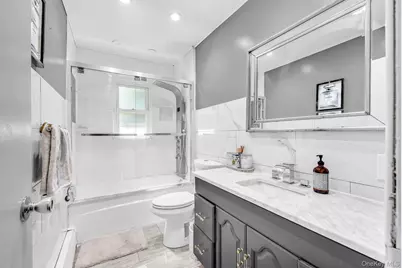 104 Broadway, Malverne, NY 11565 - Photo 13