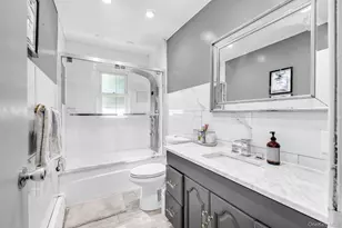 104 Broadway, Malverne, NY 11565 - Photo 13