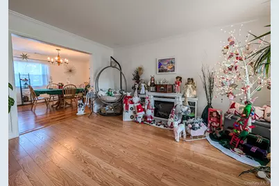 30 Howard Drive, Coram, NY 11727 - Photo 7