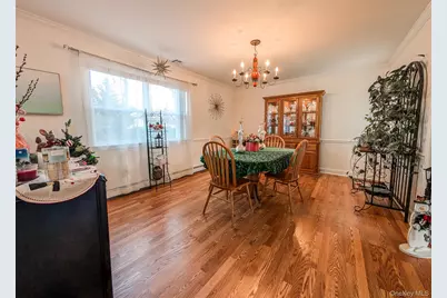 30 Howard Drive, Coram, NY 11727 - Photo 11