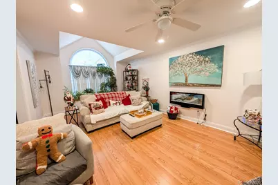 30 Howard Drive, Coram, NY 11727 - Photo 5