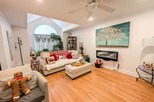 30 Howard Dr, Coram, NY 11727 - Photo 5