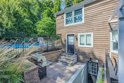 6 Edgewood Avenue, Port Jefferson, NY 11777 - Photo 37