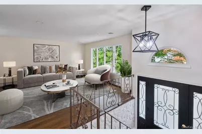 22 Brian Drive, East Islip, NY 11730 - Photo 5