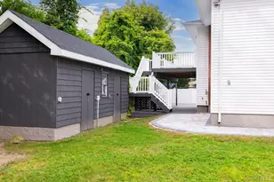 22 Brian Dr, East Islip, NY 11730 - Photo 23