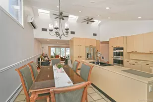 105 Roxton Rd, Plainview, NY 11803 - Photo 9