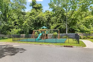 12 Hampton Way, Woodbury, NY 11797 - Photo 21