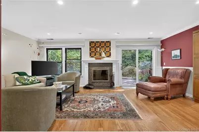 12 Hampton Way, Woodbury, NY 11797 - Photo 9