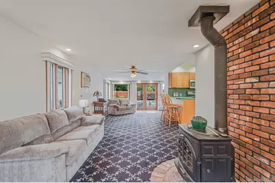 14 Garden Court, Bay Shore, NY 11706 - Photo 11