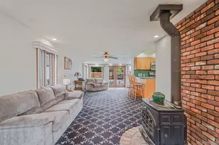 14 Garden Ct, Bay Shore, NY 11706 - Photo 11