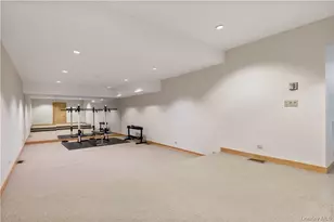 40 Polly Park Rd, Rye, NY 10580 - Photo 33