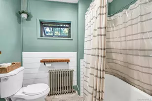 172 Lincoln Ave, Sayville, NY 11782 - Photo 13