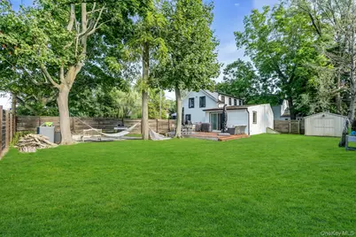 172 Lincoln Avenue, Sayville, NY 11782 - Photo 21