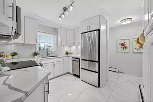 11 Foster Ln, Westbury, NY 11590 - Photo 15