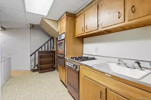 88-02 102nd Ave, Ozone Park, NY 11416 - Photo 21