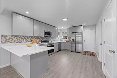 549 Emerson Avenue, Baldwin, NY 11510 - Photo 9