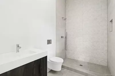 69 Halsey Street, Southampton, NY 11968 - Photo 19