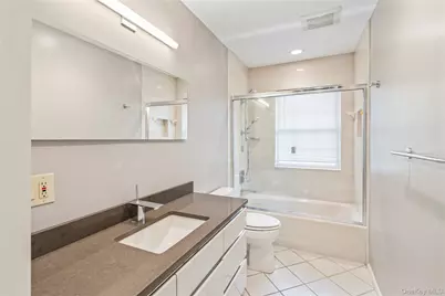 154 Hidden Ridge Drive, Syosset, NY 11791 - Photo 19