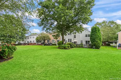 154 Hidden Ridge Drive, Syosset, NY 11791 - Photo 25