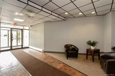 135 Post Avenue #5T, Westbury, NY 11590 - Photo 3